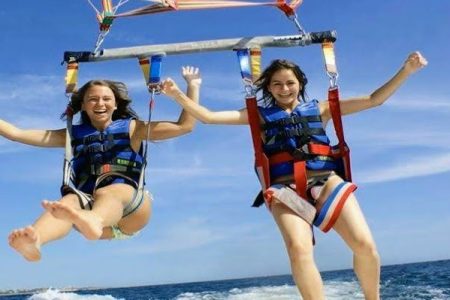 Hurghada: Parasailing Experience